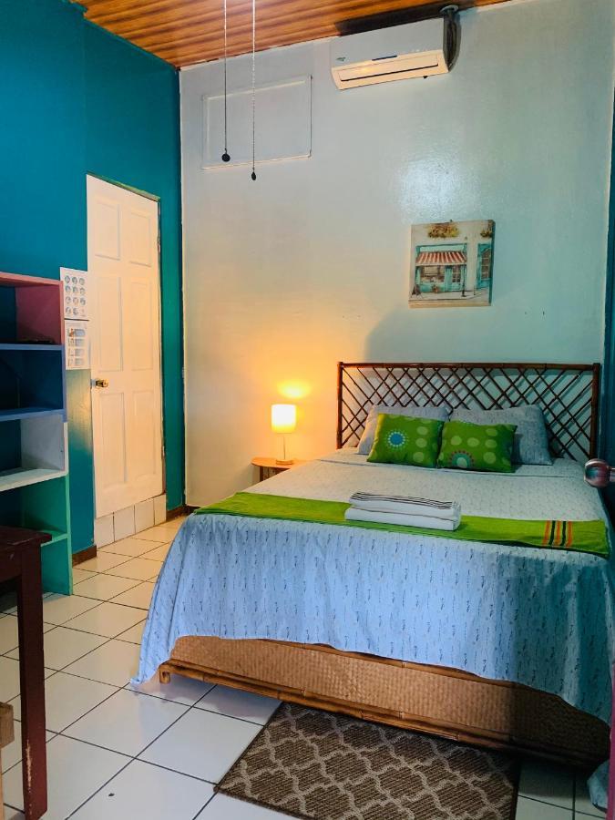 Cabinas Sunset Jaco Luaran gambar