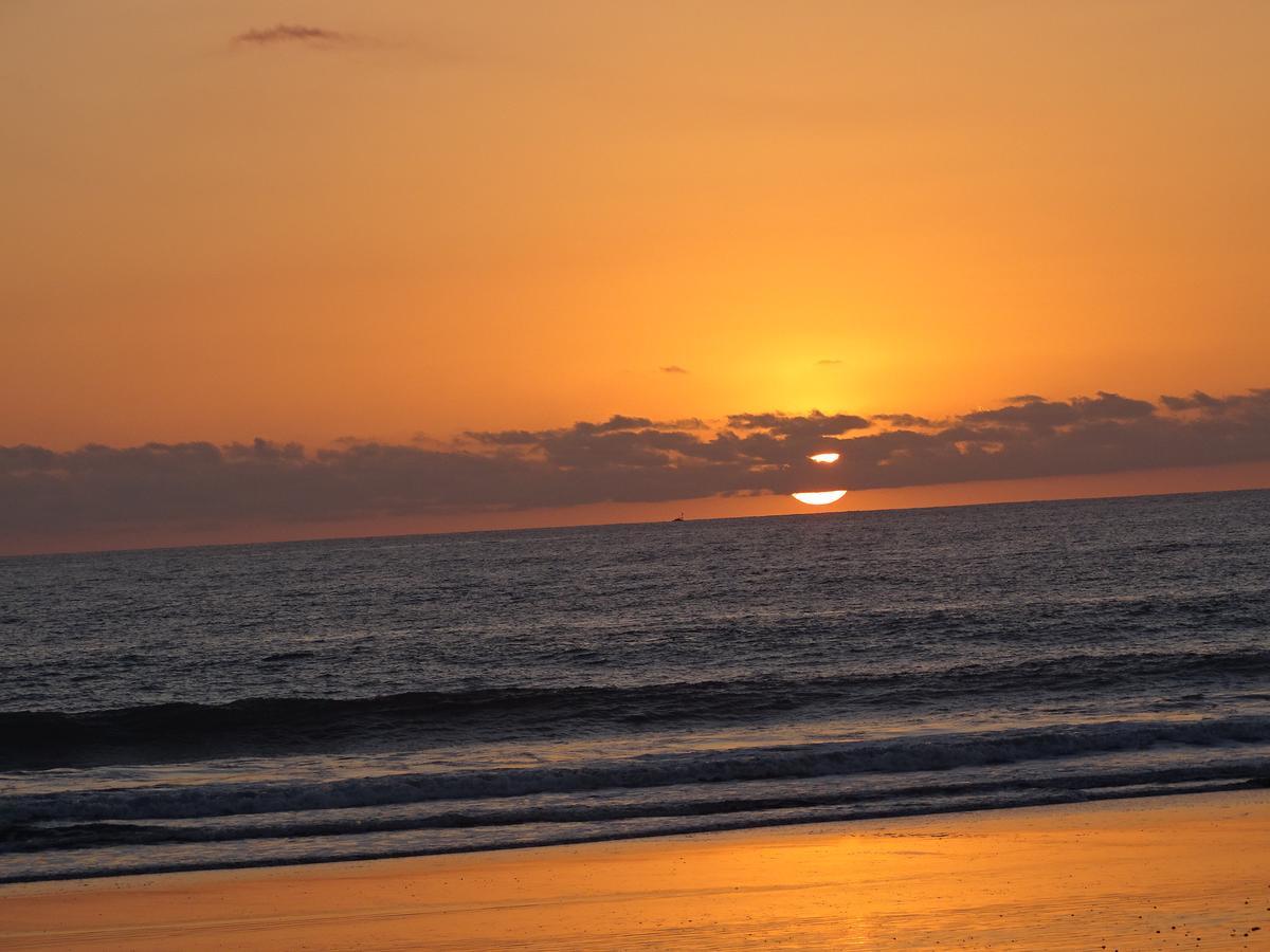 Cabinas Sunset Jaco Luaran gambar