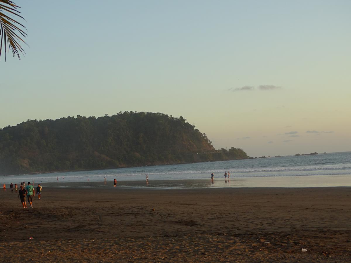 Cabinas Sunset Jaco Luaran gambar