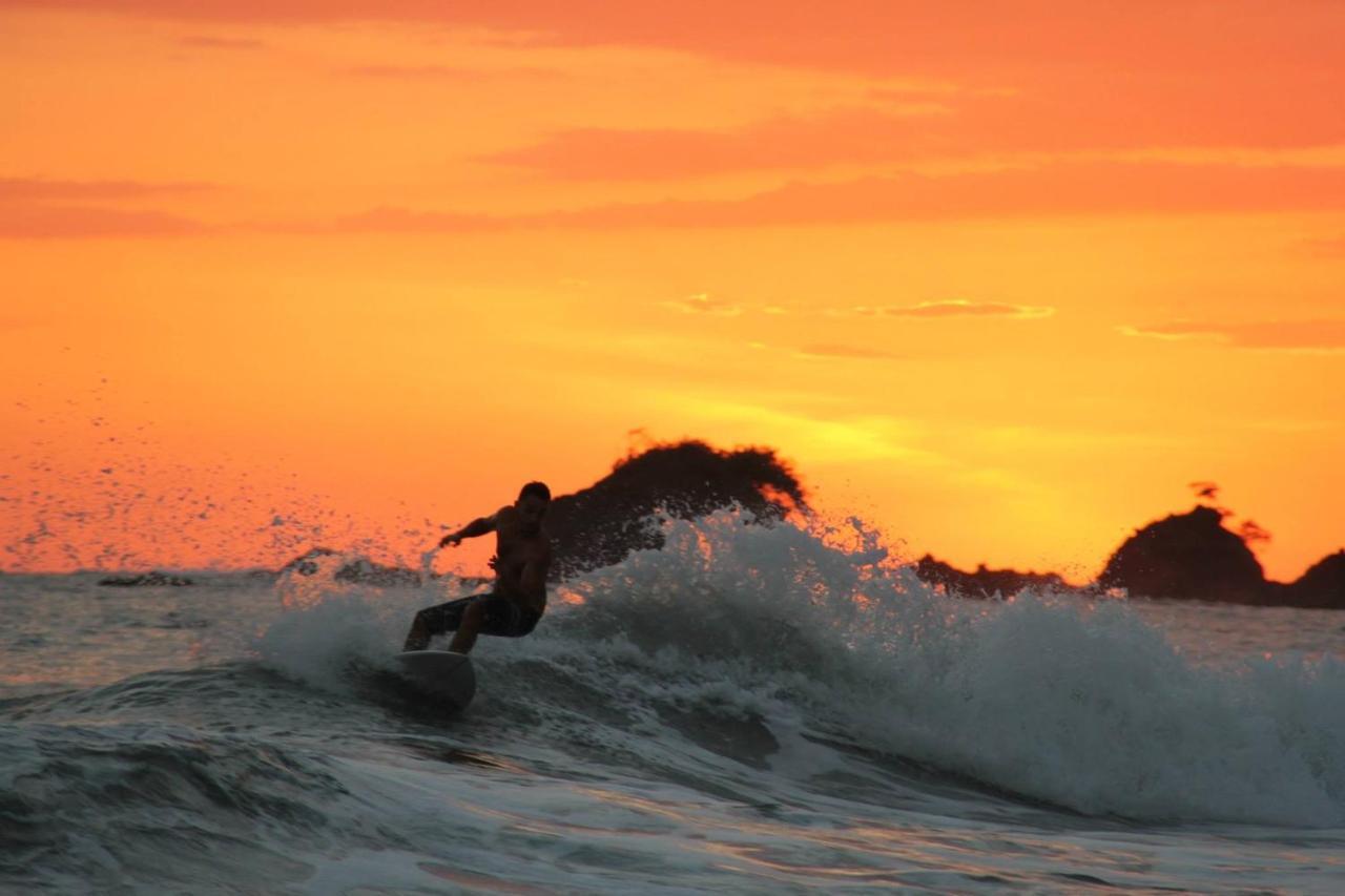 Cabinas Sunset Jaco Luaran gambar