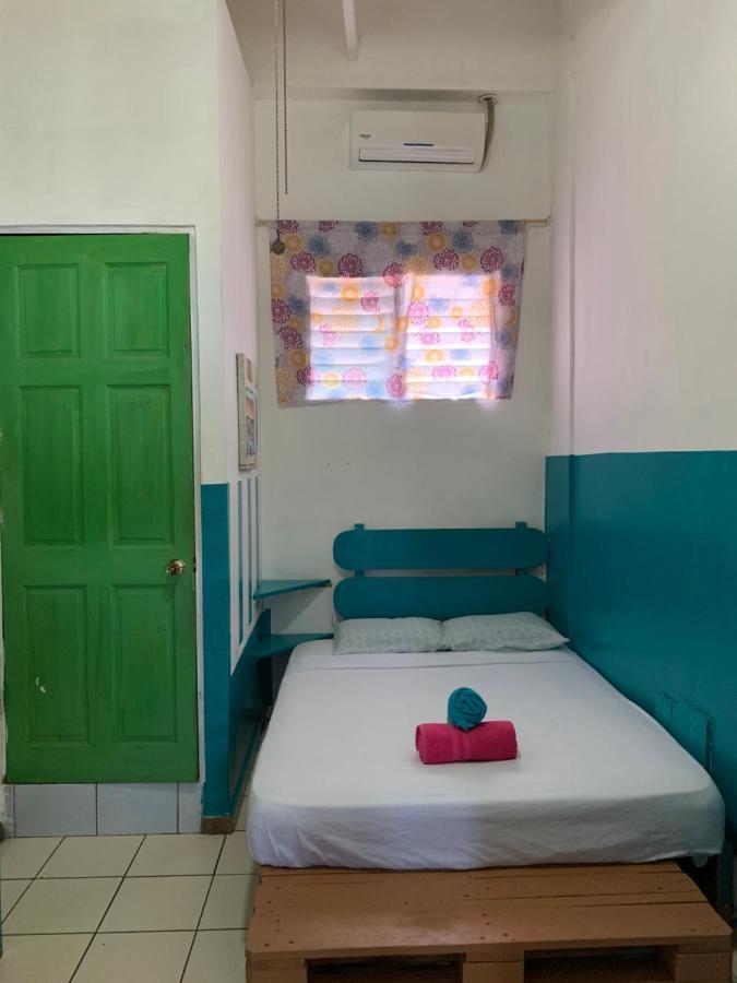 Cabinas Sunset Jaco Luaran gambar